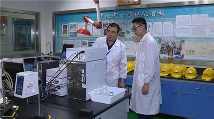 市总工会首创职工技术创新专项集体合同 新材料研发职工奖励待遇再提升